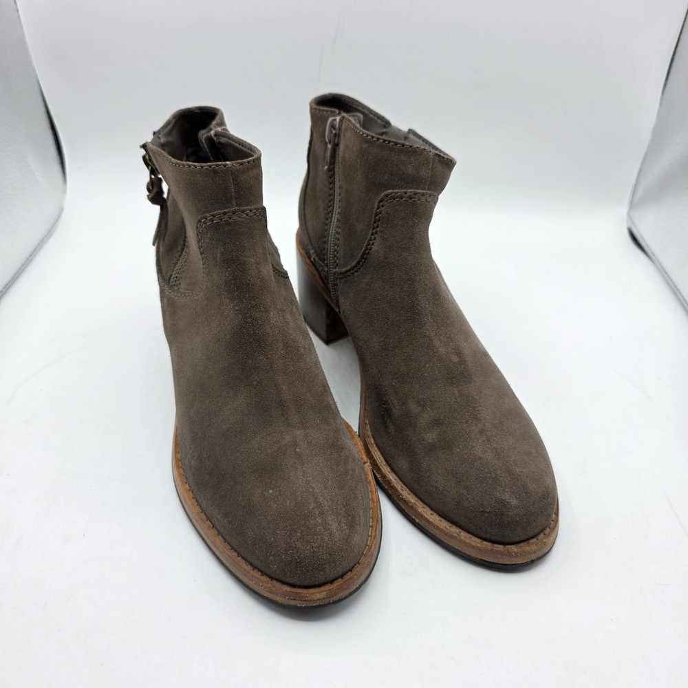 Clarks Boots‎ Womens 8 Brown Leather Ankle Zipper Booties Block Heel Comfort